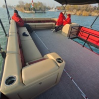 Bateau ponton en aluminium à double pont, pont spacieux, yacht écologique, design à deux niveaux, zone barbecue pour le tourisme et la pêche