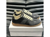 Nouvelle version de haute qualité, nouvelle tendance, chaussures de course légères à lacets pour hommes et femmes, marque célèbre, baskets de sport respirantes pour la marche