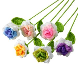 Fil de laine au crochet <span class=keywords><strong>tige</strong></span> de rose bouquet de rose fleur de rose fait à la main - Product Image 1