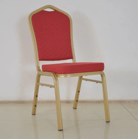 Mobilier de chaise de salle de banquet d'hôtel de mariage rouge de restaurant empilable en gros d'approvisionnement d'usine