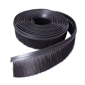Beste Prijs Plastic Achtergrondwagen Wielbeschermer <span class=keywords><strong>Strip</strong></span> Borstel Modder Spatten Proof <span class=keywords><strong>Strip</strong></span> Borstel Voor Vrachtwagens - Product Image 1