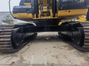 Offre Spéciale : Excavatrice sur Chenilles Caterpillar 329D2L d'Occasion Originale, 29 Tonnes, Moteur Cummins avec Boîte de Vitesses - Product Image 4