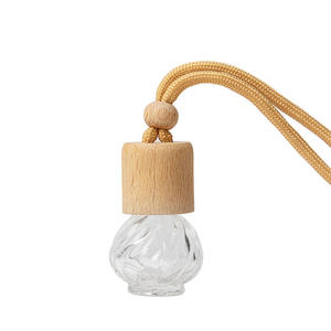 Flacon de parfum pour voiture en verre transparent suspendu vide en gros, recharge de désodorisant, diffuseur de parfum de 12 ml avec couvercle en bois - Product Image 1
