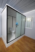 Maison Conteneur Mobile de 20 pieds - Maison Préfabriquée Moderne Respirante et Démontable pour Bureau, Centre Commercial, Camping et Abri d'Accueil pour Réfugiés