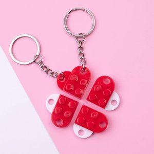 Ensemble de porte-clés en forme de cœur à faire soi-même, blocs de construction en briques acryliques <span class=keywords><strong>pour</strong></span> les couples, 2 pièces, cadeaux d'amour assortis, petit ami, petite amie, Noël - Product Image 4