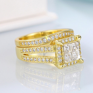 Set di 2 Anelli Geometrici Quadrati Eleganti con Micro Incastonature di Zirconi Gioielli da Dito per Donne - Product Image 5