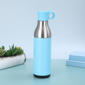 Personalisierbare Edelstahl-Trinkflasche mit Doppelfunktion: Auslaufsichere Isolierflasche mit Klappdeckel und Trinkhalm für Sport und Reisen - Product Image 5
