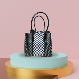 Sac tissé à la main pour femmes écologique de qualité supérieure sac à main en matière plastique recyclée dans un style de tissage à la mode - Product Image 1