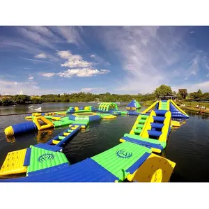 Bouncia Nieuwe Opblaasbare Drijvende Obstakel/Opblaasbare Drijvende Waterpark Spelletjes Voor Volwassenen Met Tuv Certificaat