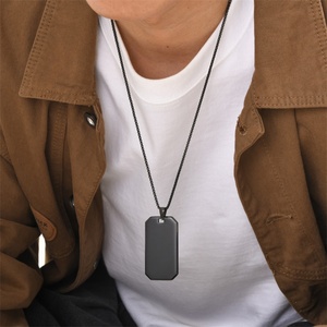 Collier tendance en acier inoxydable avec pendentif Dog Tag personnalisable vierge carré pour homme - Product Image 3