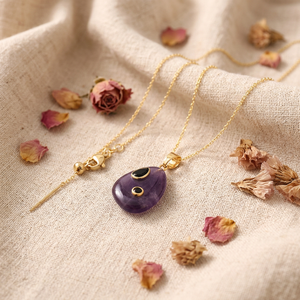 Collier pendentif en améthyste violette naturelle de qualité supérieure, plaqué or 18 carats, avec charme en zircone noire sertie, collier de naissance - Product Image 4