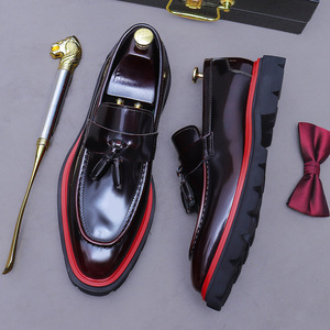 Zapatos de cuero con acabado brillante, estilo masculino, piel de vaca auténtica, flecos estilo inglés, casual de negocios, de una pieza, ligeros - Product Image 2