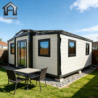 Maison conteneur extensible 40Ft 30Ft 20Ft aux normes locales, préfabriquée moderne, écologique, alimentée à l'énergie solaire, mobile, 2-4 chambres