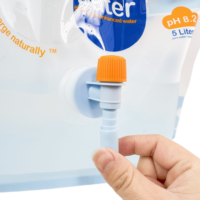 Sac à boisson pliable en plastique personnalisable de grande capacité 5L avec bec verseur et bouchon, sac à eau auto-aspirant