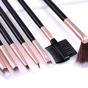Ensemble de 16 pinceaux de maquillage professionnels personnalisables en fibres synthétiques noires avec manche en bois et logo, vente en gros, avec pochette - Product Image 5