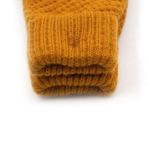 ถุงมือหน้าจอสัมผัสราคาถูกจากโรงงาน ผลิตจากผ้าถักยืดหยุ่น อุ่นสบายสำหรับฤดูหนาว - Product Image 5