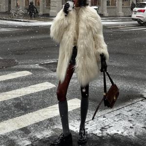 Nuevo Abrigo de Piel Sintética Personalizado para Mujer, Elegante, Casual, Holgado, Abrigo de Piel Sintética Extra Grande para Invierno - Product Image 1