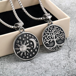 Collar con Colgante de Acero Inoxidable, Diseño de Constelación Unisex, Patrón Geométrico, Joyería de Moda para Combinar con Ropa - Product Image 1