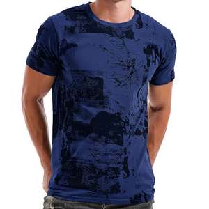 เสื้อยืดคอกลมแขนสั้นทรงเข้ารูปสำหรับผู้ชายแบบ OEM สั่งทำพิเศษพร้อมลายพิมพ์ระบายอากาศได้ดี ผลิตจากผ้าโพลีเอสเตอร์ถัก เหมาะสำหรับใส่ลำลอง - Product Image 1