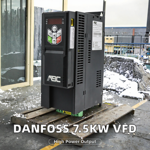 适用于<span class=keywords><strong>7.5Kw</strong></span> <span class=keywords><strong>220V</strong></span>至380V单相显示太阳能水泵交流驱动逆变器恒压变频电机压缩机 - Product Image 2