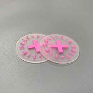 Patch PVC personnalisé en caoutchouc souple avec logo 3D, transfert par presse à chaud, à coudre, avec velcro, gaufré - Product Image 1