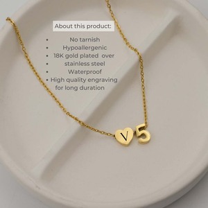 Collana da Donna con Ciondolo a Cuore Inciso, Lettera Iniziale, Tema Anno di Nascita, Gioielli Personalizzati in Acciaio Inossidabile per Feste - Product Image 5