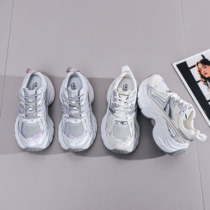 Nouvelles chaussures décontractées pour femmes rehaussant la semelle chaussures de mode filles chaussures de style de marche - Product Image 5