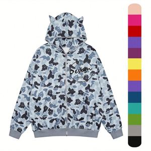 Vente en gros Hiver Mode Bouffante Imprimé Oreilles de Monstre Logo Personnalisé Fermeture Éclair Manches Longues Épaule Goutte Camouflage À Capuche Femmes - Product Image 1