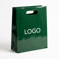 Sac de shopping en papier cartonné écologique avec logo personnalisé et poignée découpée pour emballage de bijoux et de vêtements, coffret cadeau