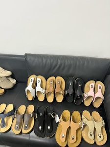 รองเท้าเด็ก Birkenstocks รุ่นสวมแบบสลิปออน หนังแท้ พื้น EVA เพิ่มความสูง ครึ่งหุ้มเต็มเท้า สำหรับฤดูร้อนและฤดูใบไม้ร่วง ดีไซน์ใหม่ - Product Image 4