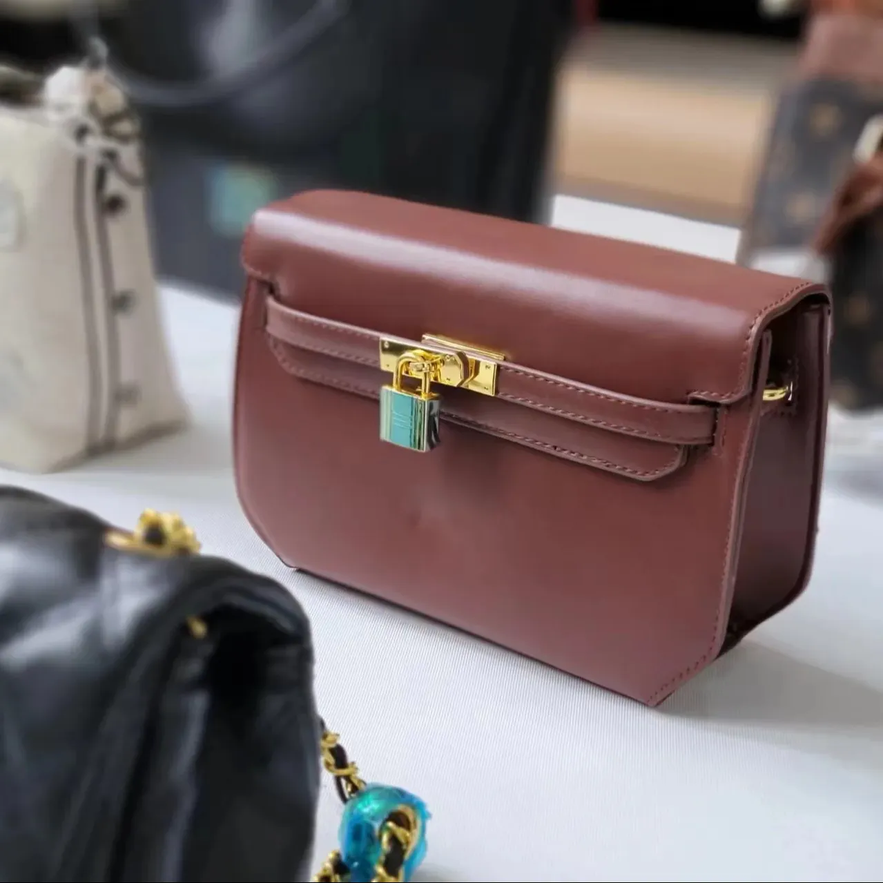 2024 Wholesale Good Quality new leather bags in box and used bags for women