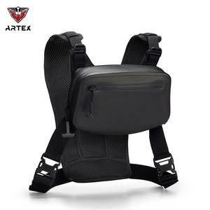 Mochila de Pecho Impermeable, Estilo Minimalista, para Actividades al Aire Libre, Deportiva, Ligera, Personalizable, con Sistema de Hidratación - Product Image 1