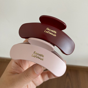 Pince à cheveux en acétate minimaliste verte unie pour femme, personnalisable avec logo, grande pince personnalisée de haute qualité - Product Image 3