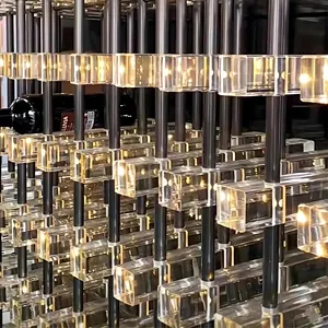 Portabottiglie di vino in acrilico e metallo di lusso con luce a LED personalizzano portabottiglie