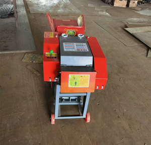 China Mais stroh <span class=keywords><strong>2</strong></span>,5 Tonnen Futter Silage Shredder Spreu Shredder Herstellung Spreu Cutter Gras Stroh Futter Chopper Verarbeitung maschine - Product Image 1