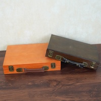 Boîte en bois de style valise, non finie, en bois naturel, avec poignée et loquet métallique, boîte de rangement portable, boîte à souvenirs en bois, boîte cadeau
