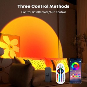 Projecteur <span class=keywords><strong>de</strong></span> coucher <span class=keywords><strong>de</strong></span> soleil pour la décoration <span class=keywords><strong>de</strong></span> la pièce, lampe à lumière solaire aux couleurs infinies, éclairage d'ambiance, lumière du coucher <span class=keywords><strong>de</strong></span> soleil et du lever du soleil 360° ° Lampe <span class=keywords><strong>de</strong></span> projection LED rotative - Product Image 6