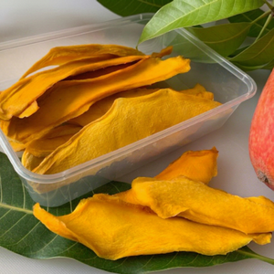 Mangue séchée biologique de Ho Chi Minh City, coupée en tranches, parfumée, mûre, faible teneur en sucre, texture moelleuse, conservée à l'eau, emballage sous vide en vrac - Product Image 1
