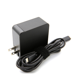 Adaptateur d'alimentation pour ordinateur portable USB-C 90W de la marque DANGEL, sortie CC universelle, multiprotection, certifié CE, efficacité 86% - Product Image 1