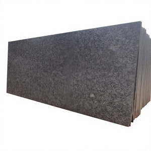 Dalle de granit blanc brillant idéale pour les revêtements de sol, les revêtements muraux, les comptoirs de cuisine, les surfaces de salle de bain et la décoration intérieure de luxe - Product Image 1