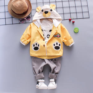 เสื้อผ้าเด็กแฟชั่นดีไซน์ขายส่ง ชุดเสื้อฮู้ดดี้ฮ่องกงและกางเกงขายาว ชุด 3 ชิ้น - Product Image 2