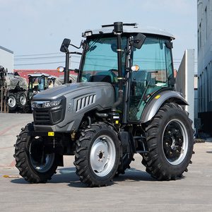 Tractor Agrícola Compacto 5 CE 4x4, Mini Tractor con Motor Pequeño, Tractores Aprobados para Uso en Campos, Huertos y Jardines - Product Image 4