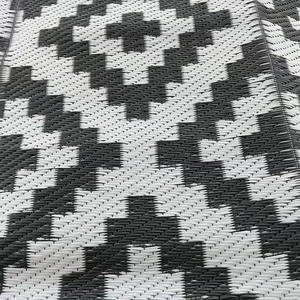 Vente en gros de <span class=keywords><strong>tapis</strong></span> d'extérieur pliable imperméable personnalisé <span class=keywords><strong>tapis</strong></span> de patio en plastique PP - Product Image 5