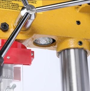 เครื่องเจาะแบบตั้งโต๊ะ CNC 500W พร้อมขาตั้ง ปรับความเร็วได้ 5 ระดับ สายพานปรับได้ ไฟทำงาน มอเตอร์เกียร์ 220V รับประกัน 1 ปี - Product Image 3