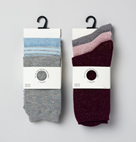 Emballage personnalisé pour chaussettes avec carte en papier, vente en gros de 2 paires de chaussettes avec étiquettes de fermeture à la taille, emballages de chaussettes OEM pour les marques