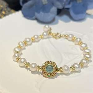 Pulsera de Perlas de Agua Dulce Estilo Palacio Retro de Alta Gama Wenchi Zhizhen, Lujo Ligero, Estilo Ins, 5-6mm, China - Product Image 1