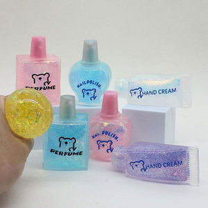 Juguete Antiestrés Transparente con Forma de Botella de Perfume, con Polvo Dorado, para Apretar, Botellas de Crema de Manos y Esmalte de Uñas - Product Image 6