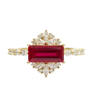 แหวนเพชรและทับทิมสังเคราะห์ 14k จาก UM jewelry เหมาะสำหรับทุกเพศทุกวัย สวมใส่ได้ทุกวัน หรือเป็นของขวัญวันครบรอบแต่งงาน - Product Image 5