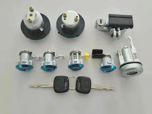 Khóa Công Tắc Land Cruiser HZJ79, Khóa Công Tắc Đánh Lửa 69057-60211 - Product Image 2