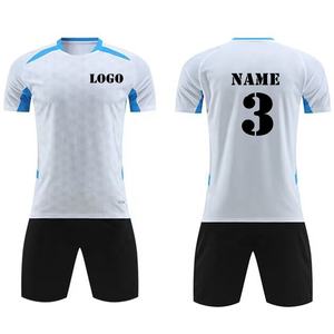 Offre spéciale, uniforme de football avec logo personnalisé par sublimation à séchage rapide, kits de football bon marché pour hommes et enfants, <span class=keywords><strong>maillot</strong></span> de football multicolore, chaussettes courtes - Product Image 5
